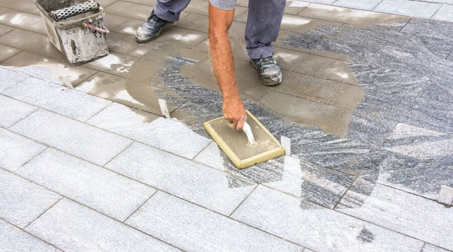 Professional gutter cleaning in Macdoel, CA